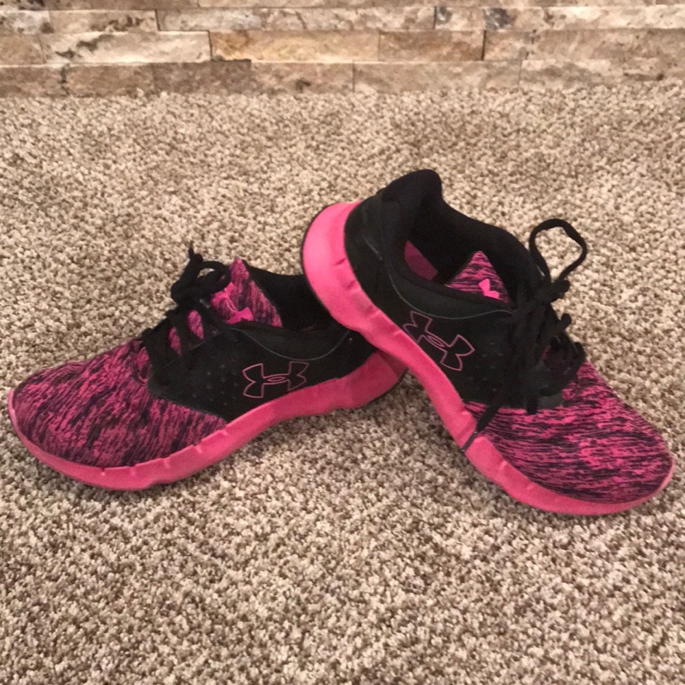 Under Armour Sneakers